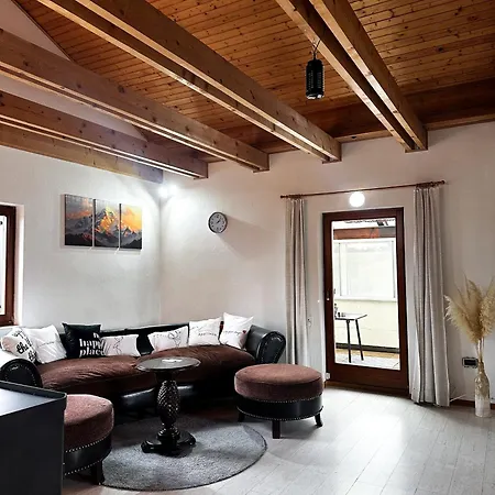 Nahe Semmering Mit Sauna, Kamin & Terrasse