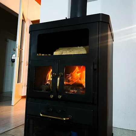 Nahe Semmering Mit Sauna, Kamin & Terrasse *