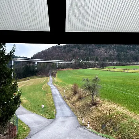 Nahe Semmering Mit Sauna, Kamin & Terrasse Enzenreith